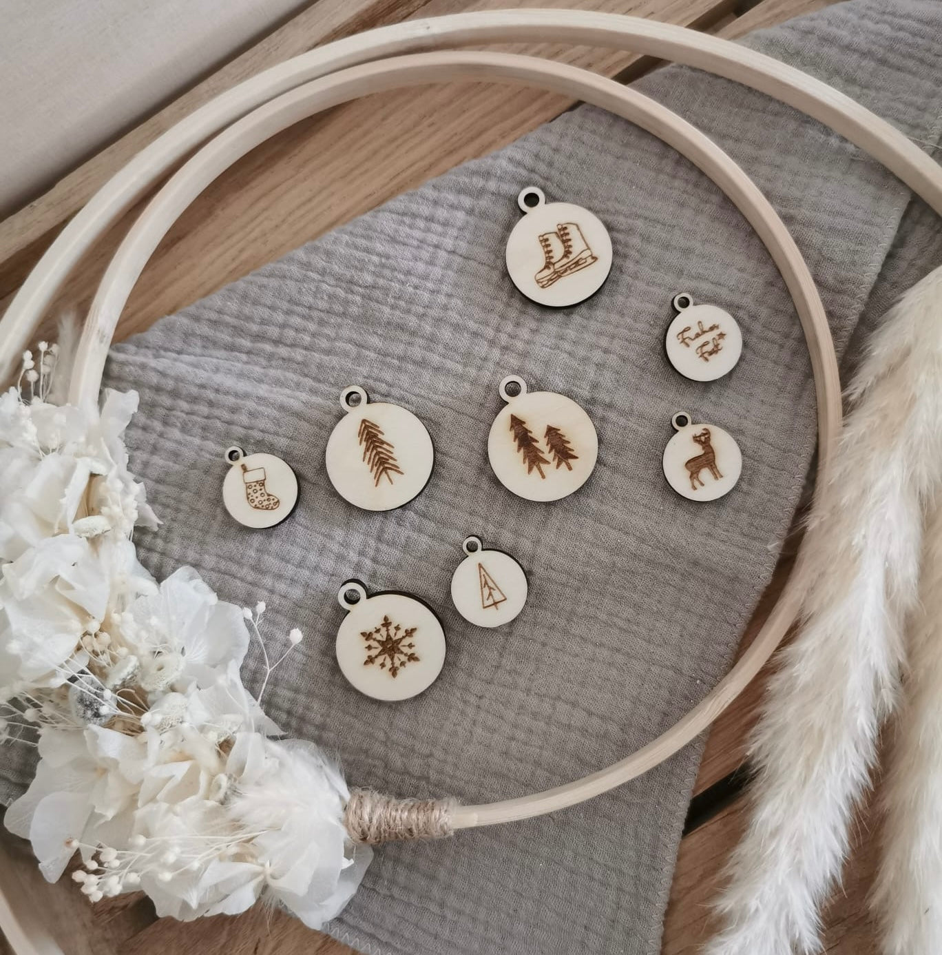 Freebie Weihnachtsanhänger 8 Stück